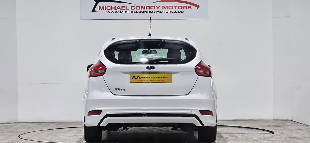Ford Focus ST LINE -FINANCE AVAILABLE - Image 4