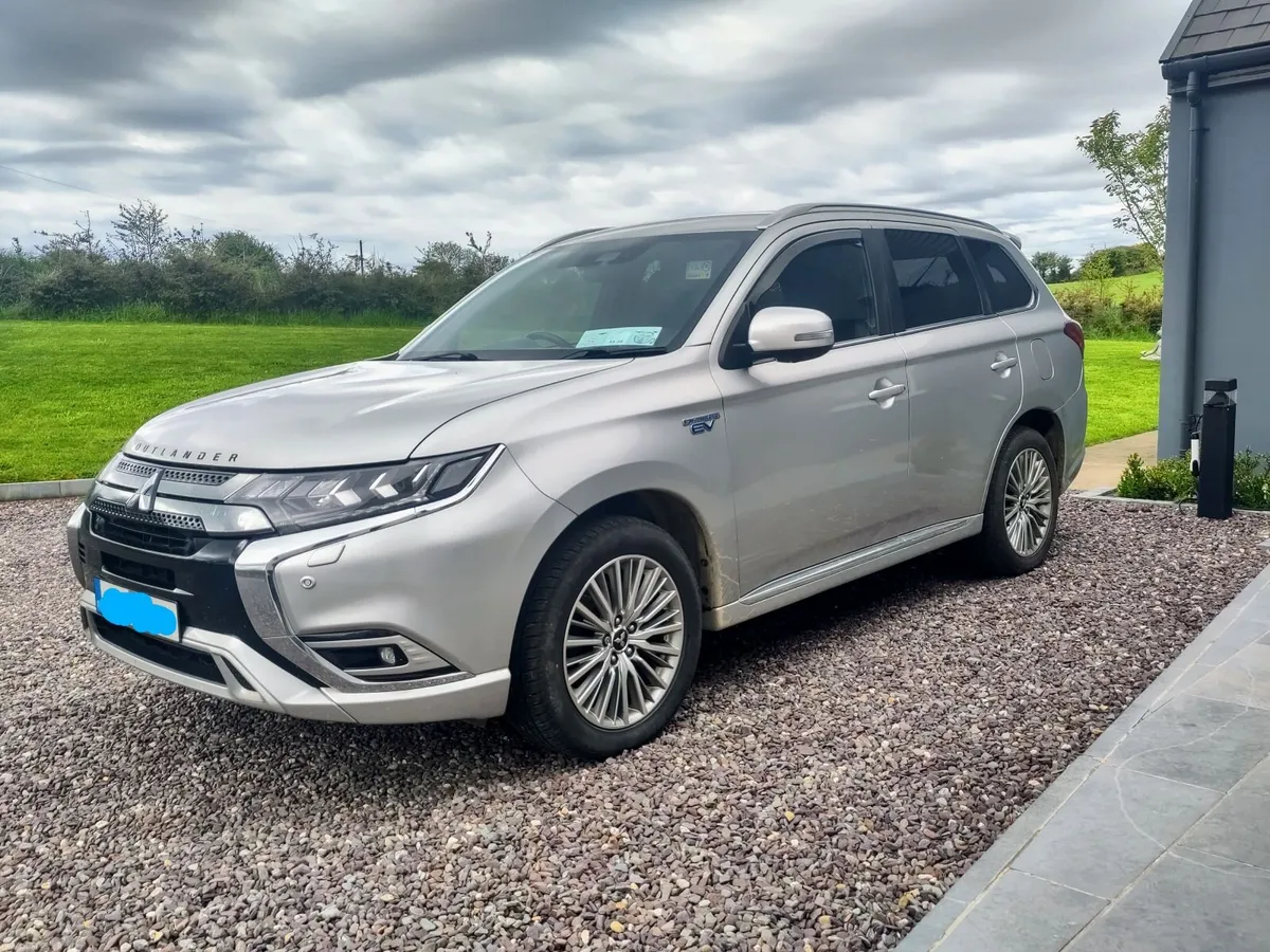 Mitsubishi Outlander 2.4L (248BHP) PHEV - Image 1