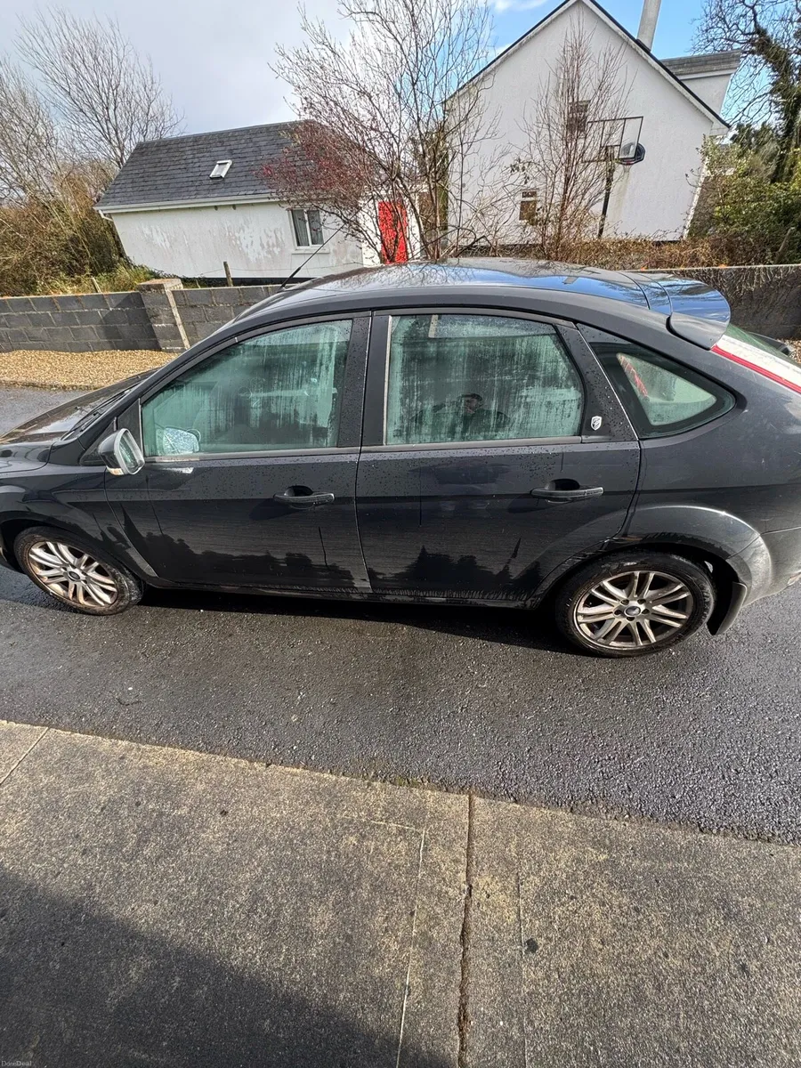 Ford Focus - Image 4