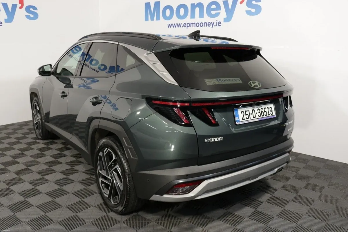 Hyundai Tucson Plug in Hybrid Platinum 1.6L Petrol - Image 5