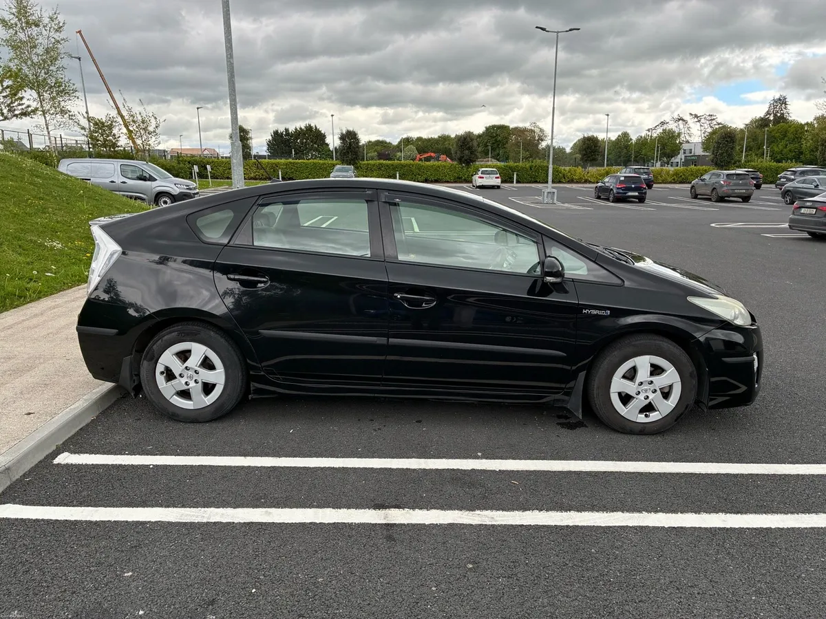 Full Service History - Irish Prius - Image 2