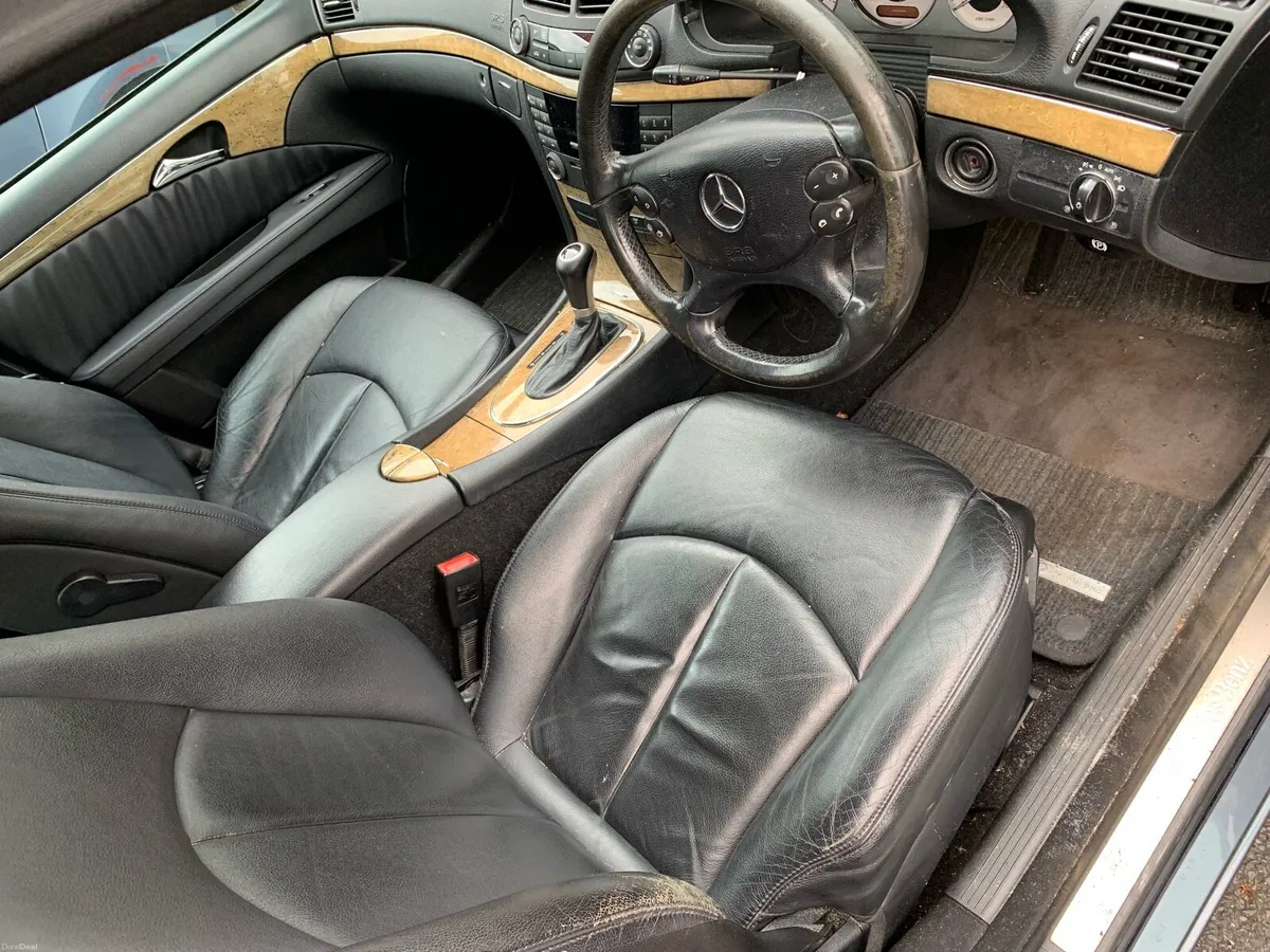 Mercedes E SERIES - Image 3