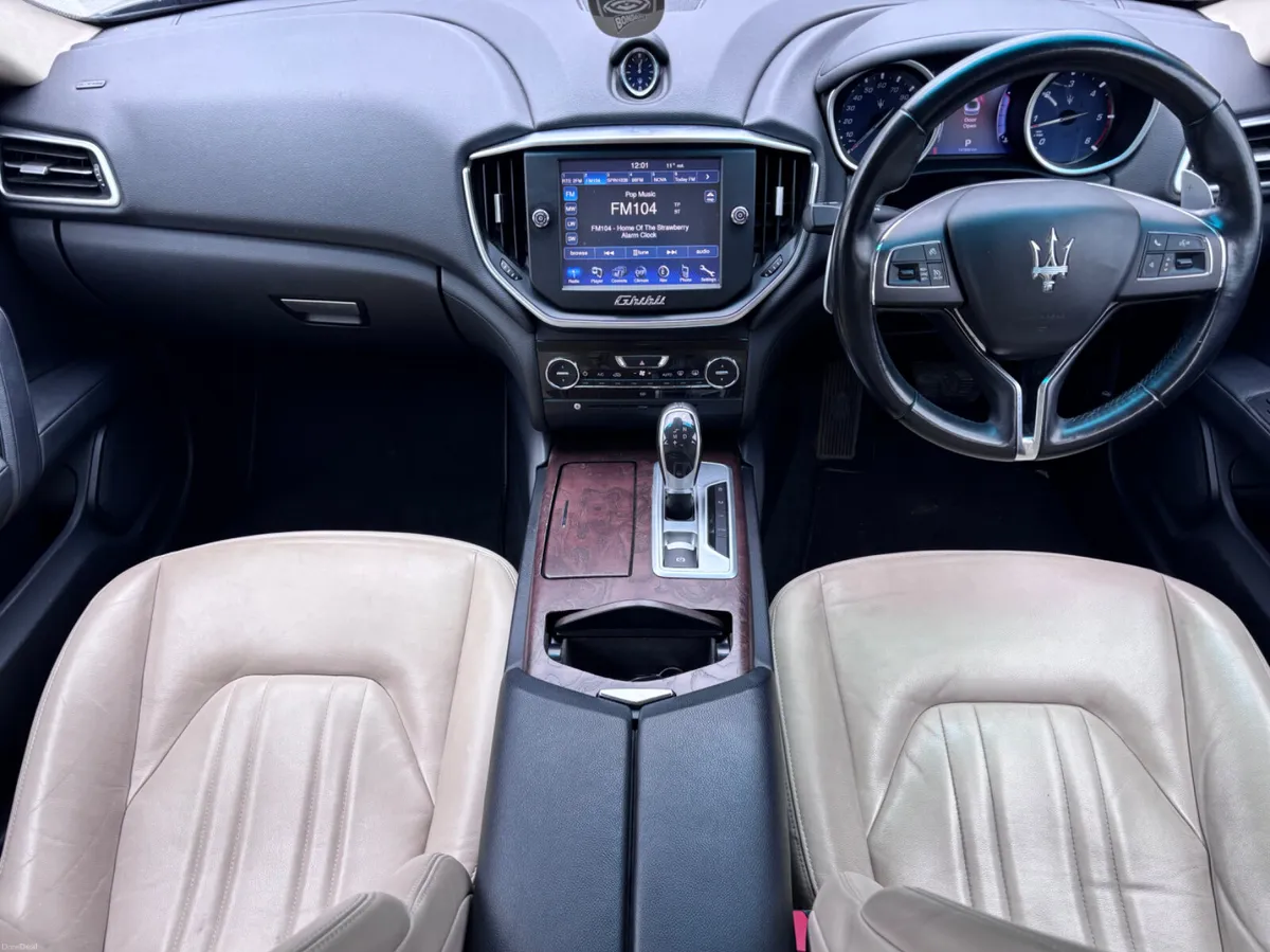 MASERATI GHIBLI DV6 4DR AUTO - Image 2