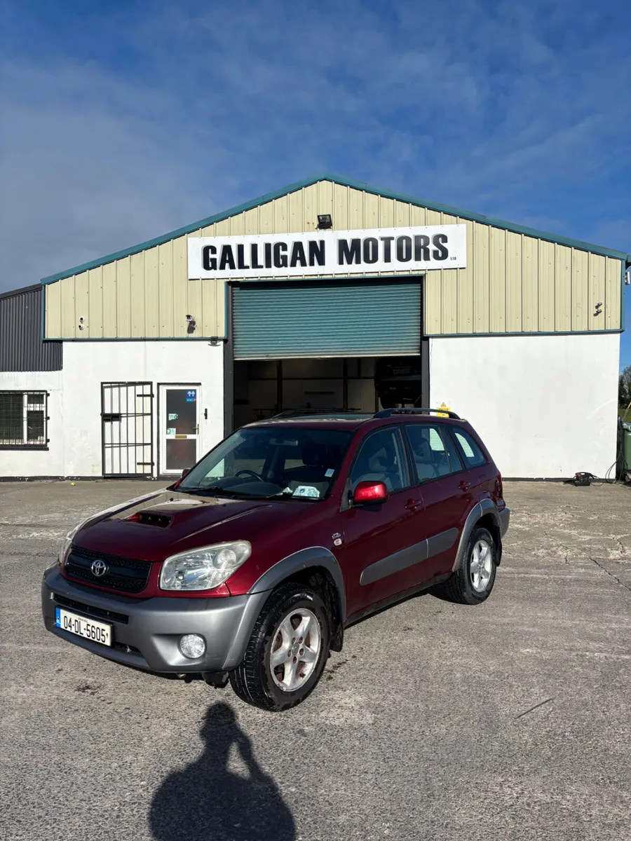 Toyota RAV4 2004  4WD - Image 1
