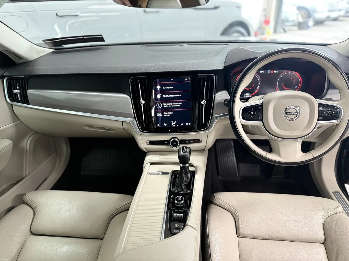 Volvo S90 2021. D4. MOMENTUM AUTO - Image 6