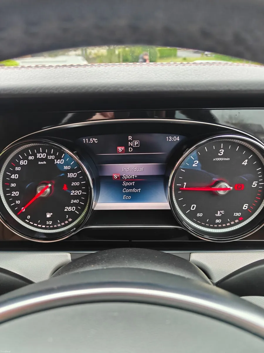 Mercedes-Benz E-Class  coupe 172-D - Image 3