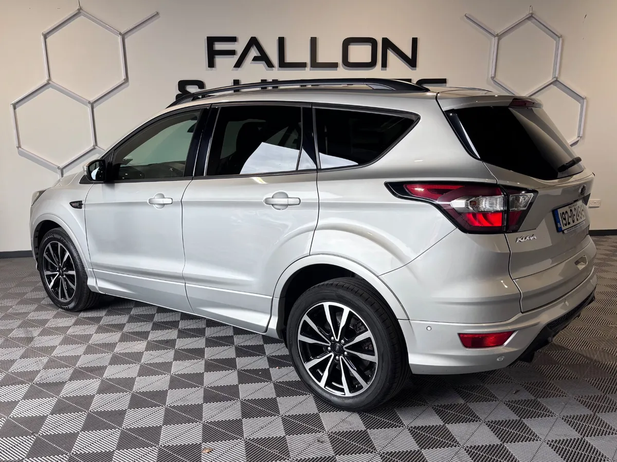 2019 FORD KUGA ST-LINE 1.5 TDCI 120PS 4DR - Image 4