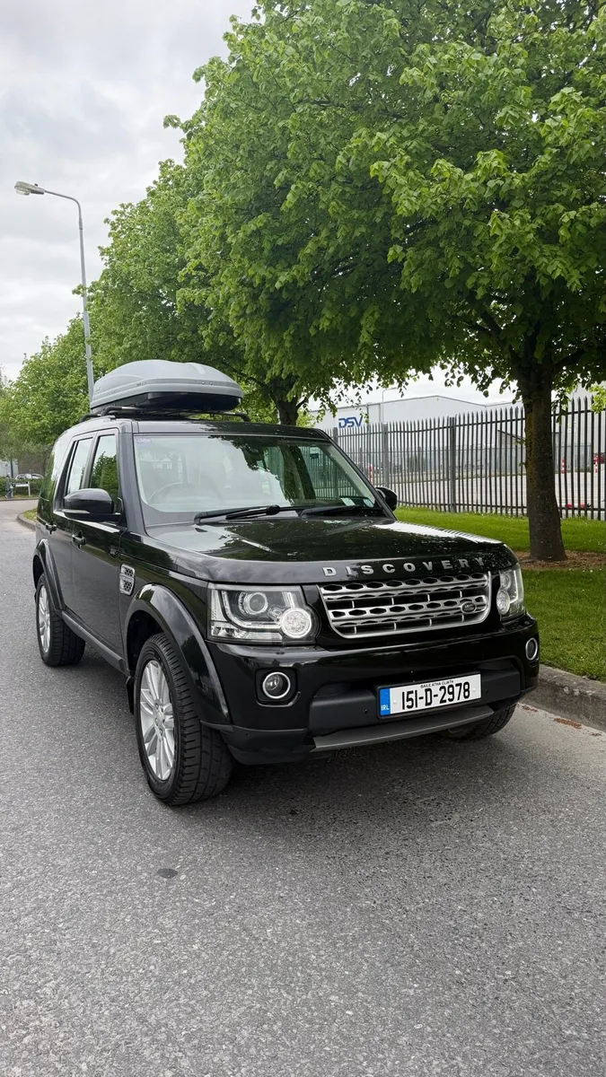 2015 Land Rover Discovery 7 Seat - Image 1