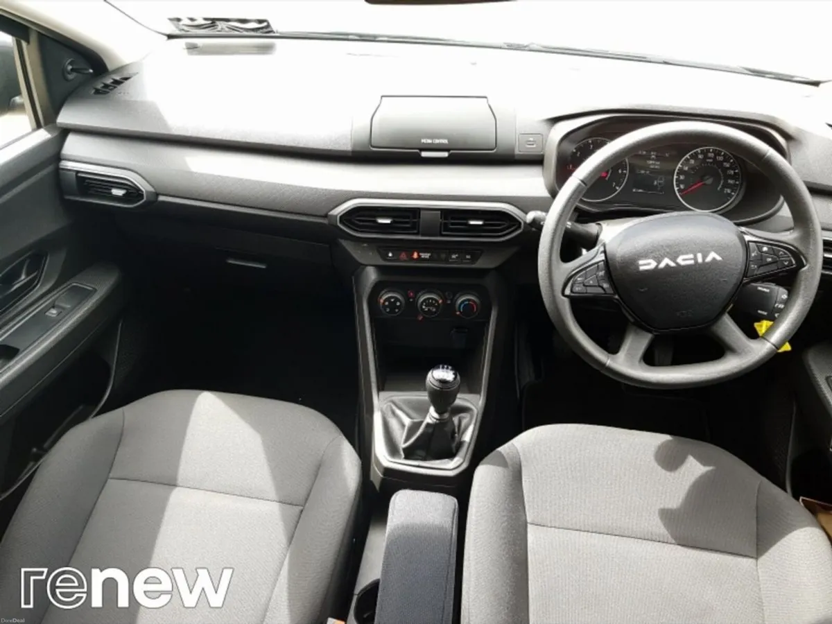 Dacia Sandero TCe 90 Essential - Image 2