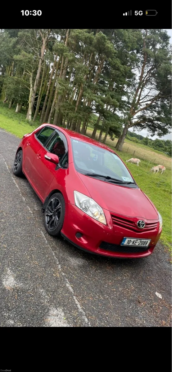 TOYOTA AURIS 1.4 - Image 1