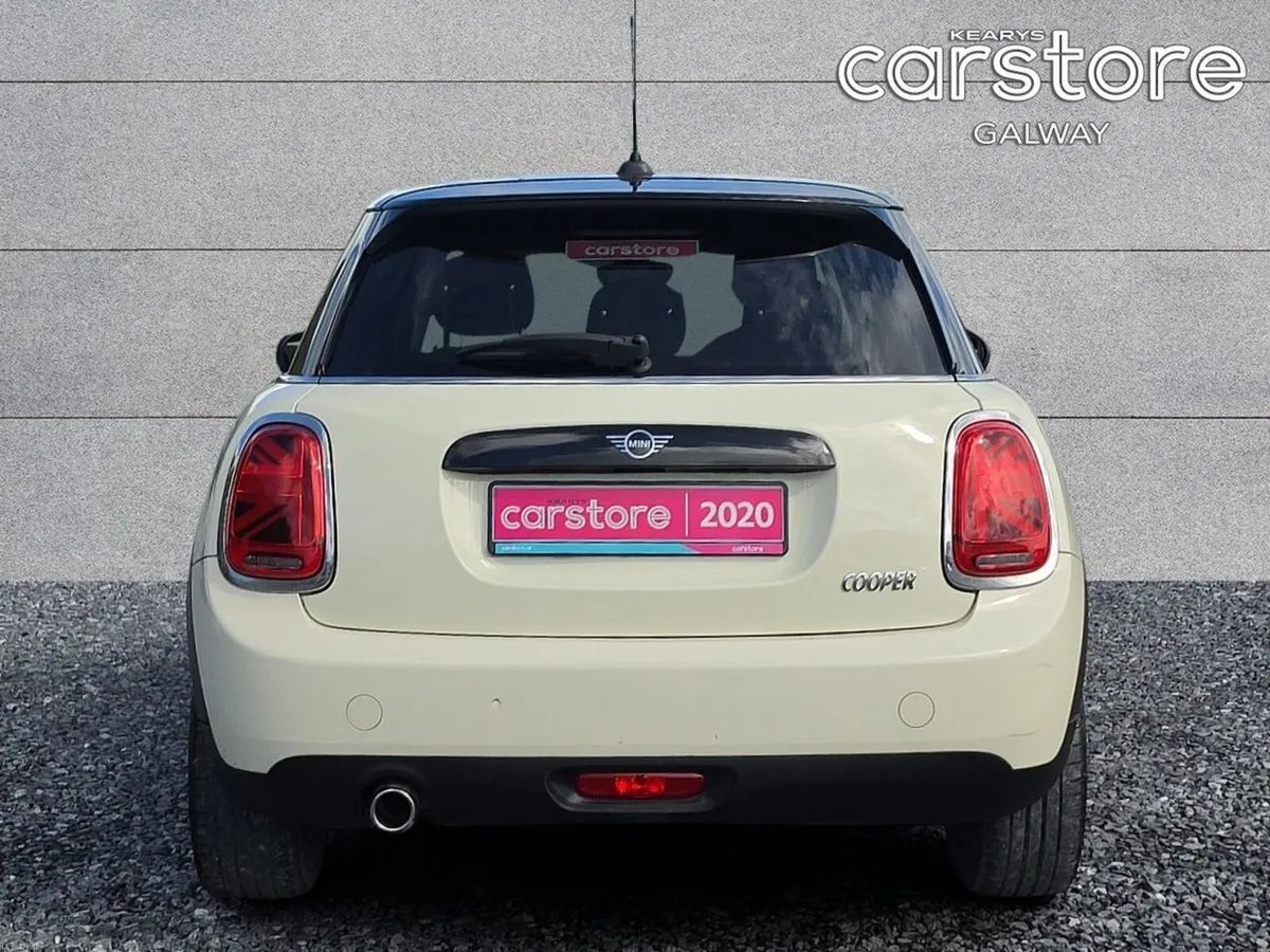 Mini Cooper Cooper Classic - Image 4