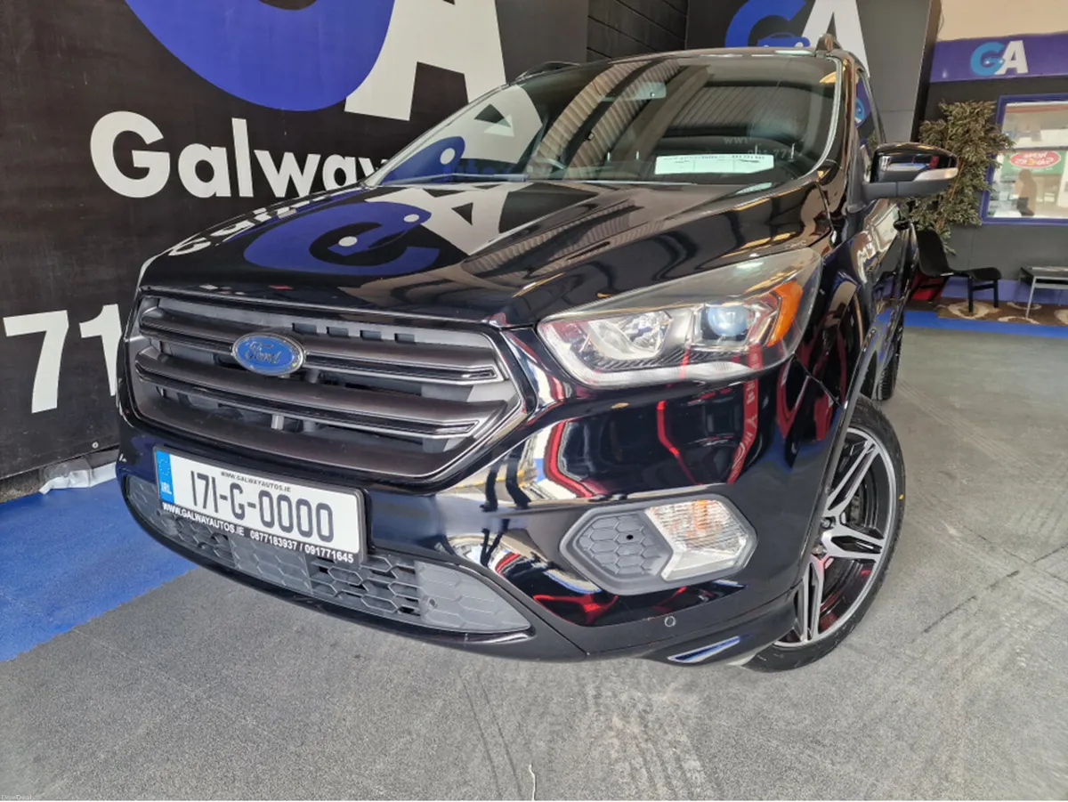 Ford Kuga ST-LINE ** SAT NAV, CRUISE CONTROL, LIKE - Image 1