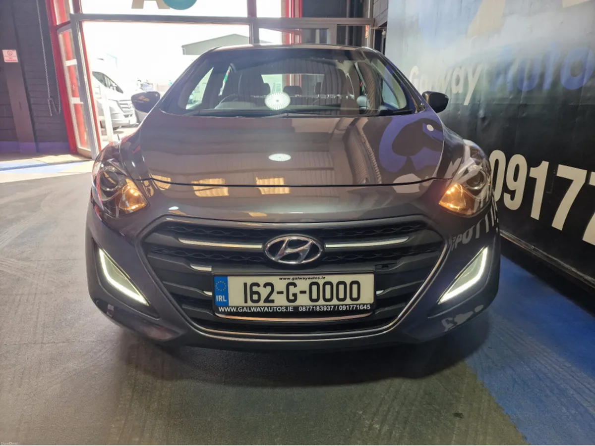 Hyundai i30 **LOW MILAGE,CRUISE CONTROL, FULLY SER - Image 3