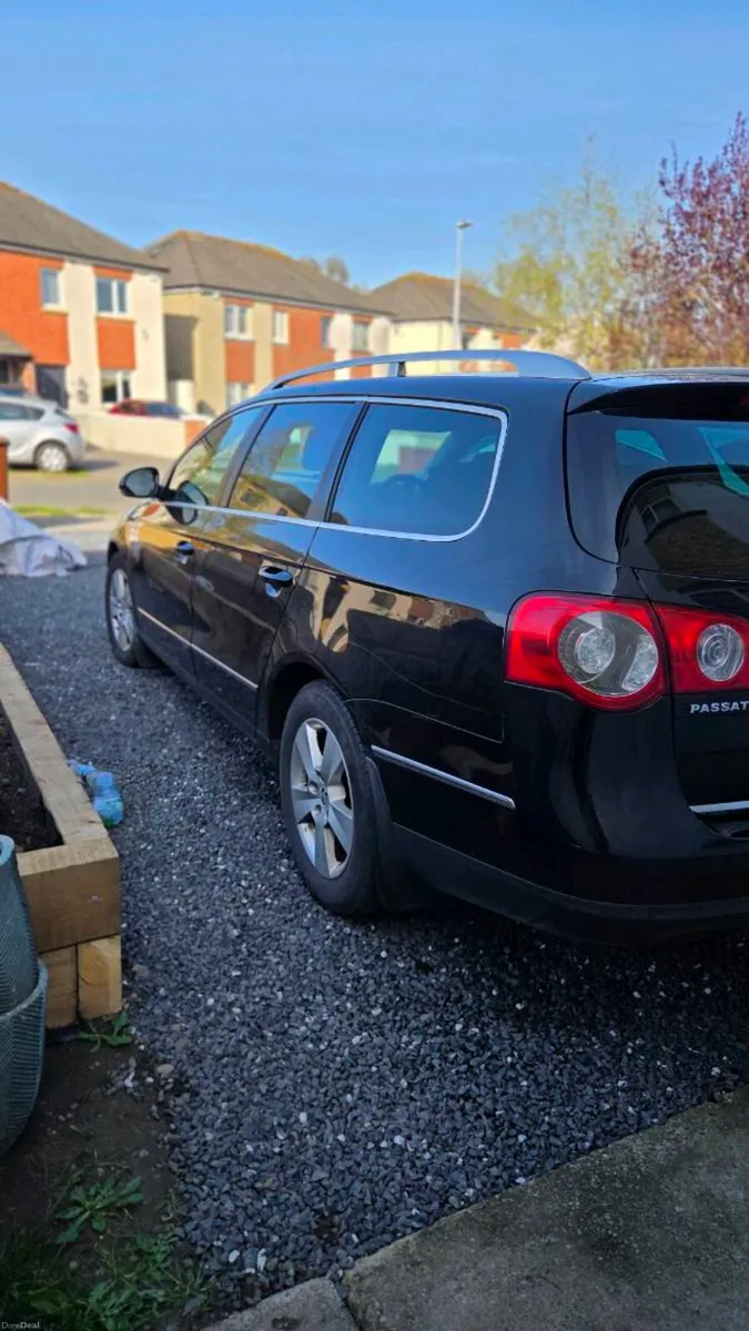 Volkswagen Passat 1.9 TDI PD Highline High Milage - Image 2