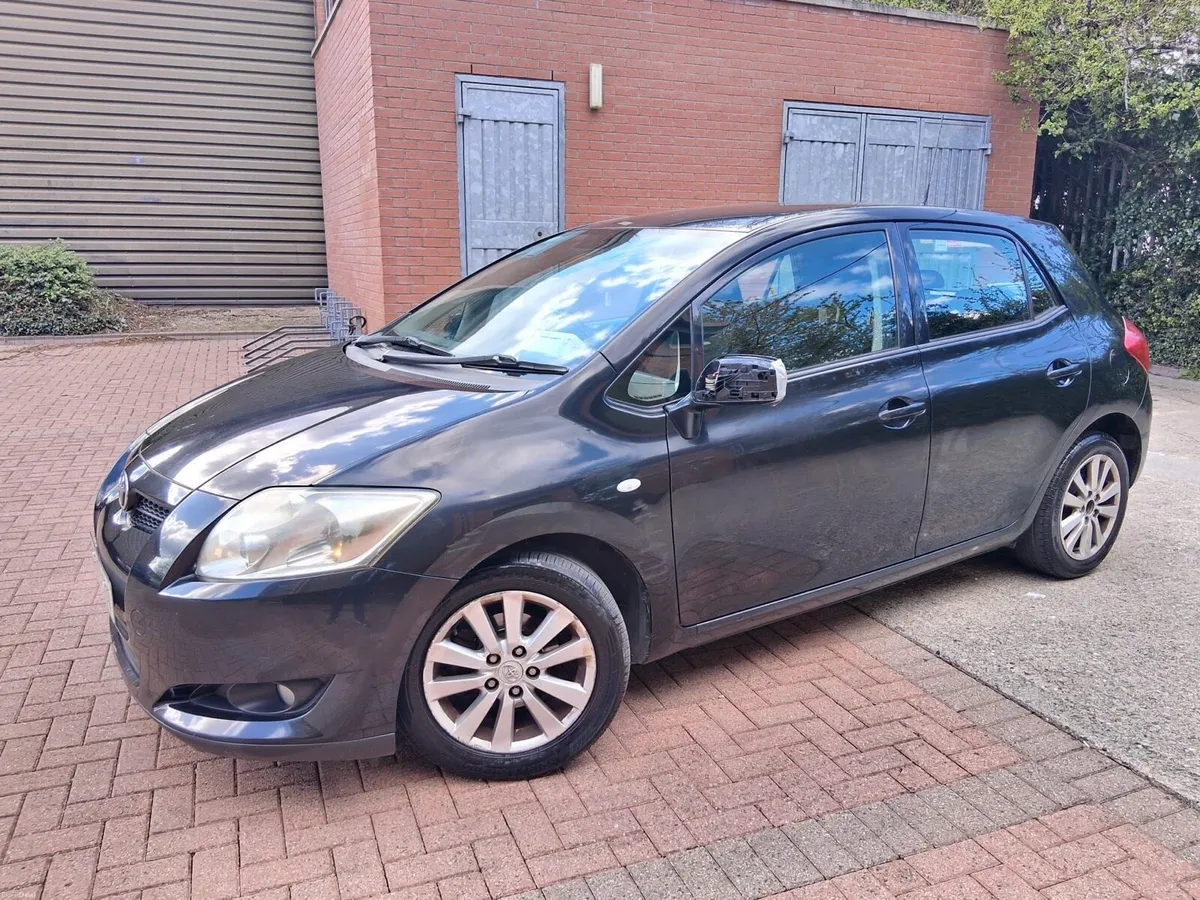 Toyota Auris and Mazda 2 - Image 2
