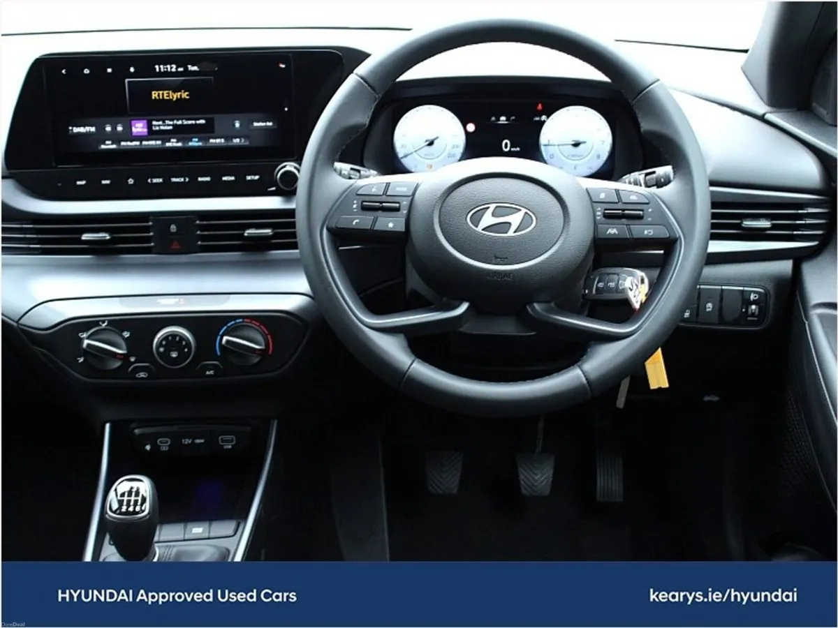 Hyundai i20 Deluxe Plus Auto - Image 4