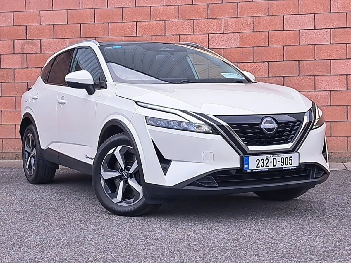 Nissan Qashqai Automatic SV Premium E-Power 1.5 Pe - Image 1