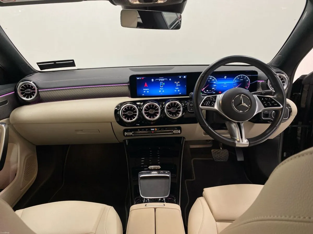 Mercedes-Benz CLA CLA 180 Coup Progressive Edition - Image 4