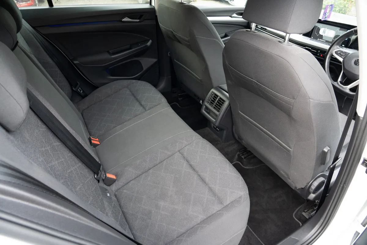 2021 Volkswagen Golf Petrol Manual 1.0 - Image 4