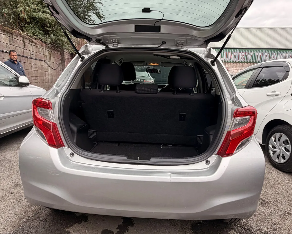 Toyota Vitz 2015 1.0 Automatic - Image 3