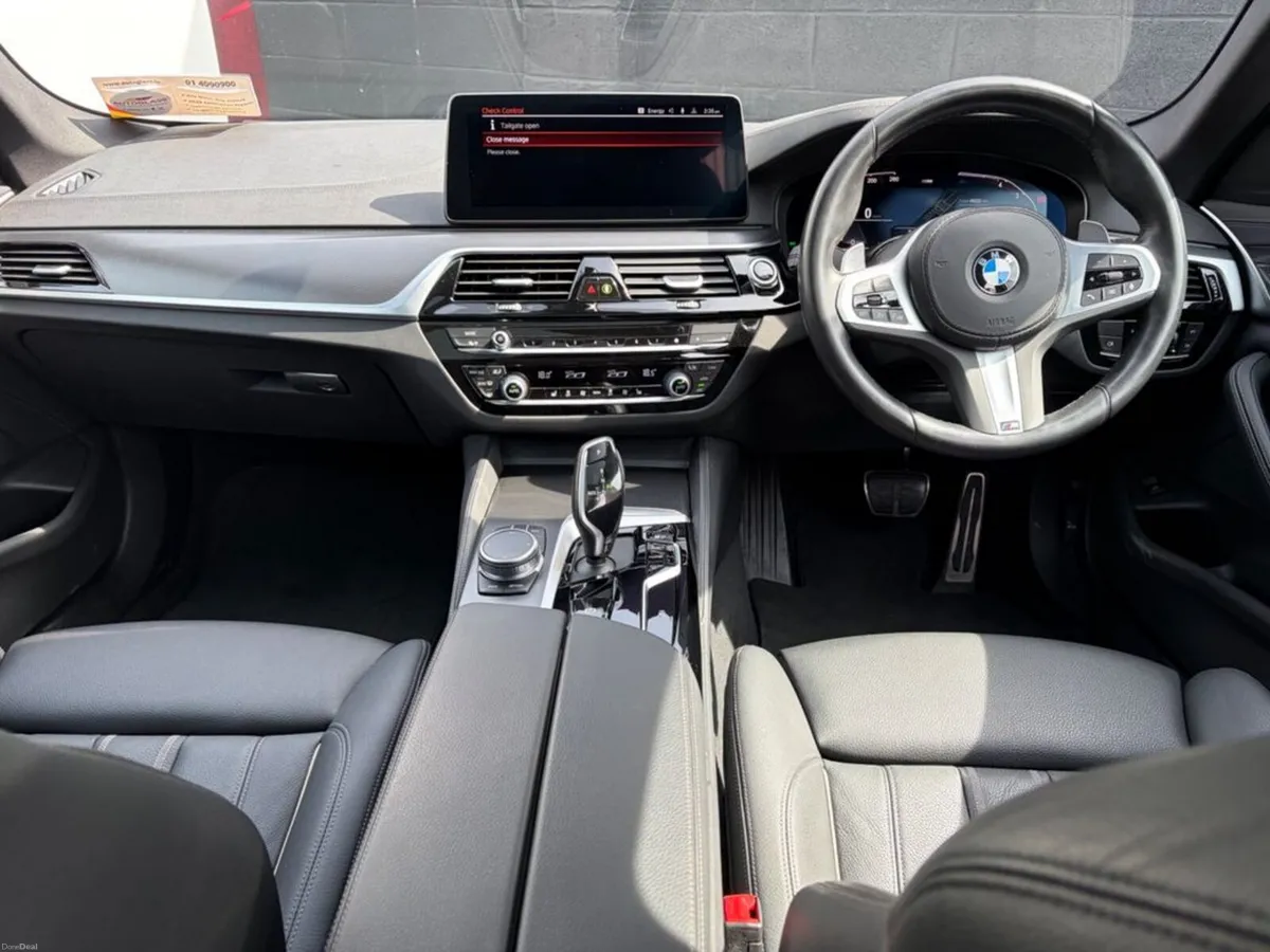 BMW 5-Series 520D MSPORT TOURING 5DR Auto - Image 3