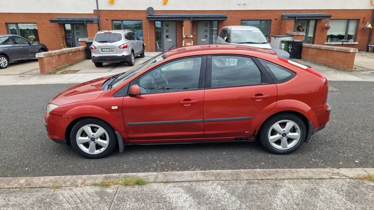 2007 Ford Focus - Image 3
