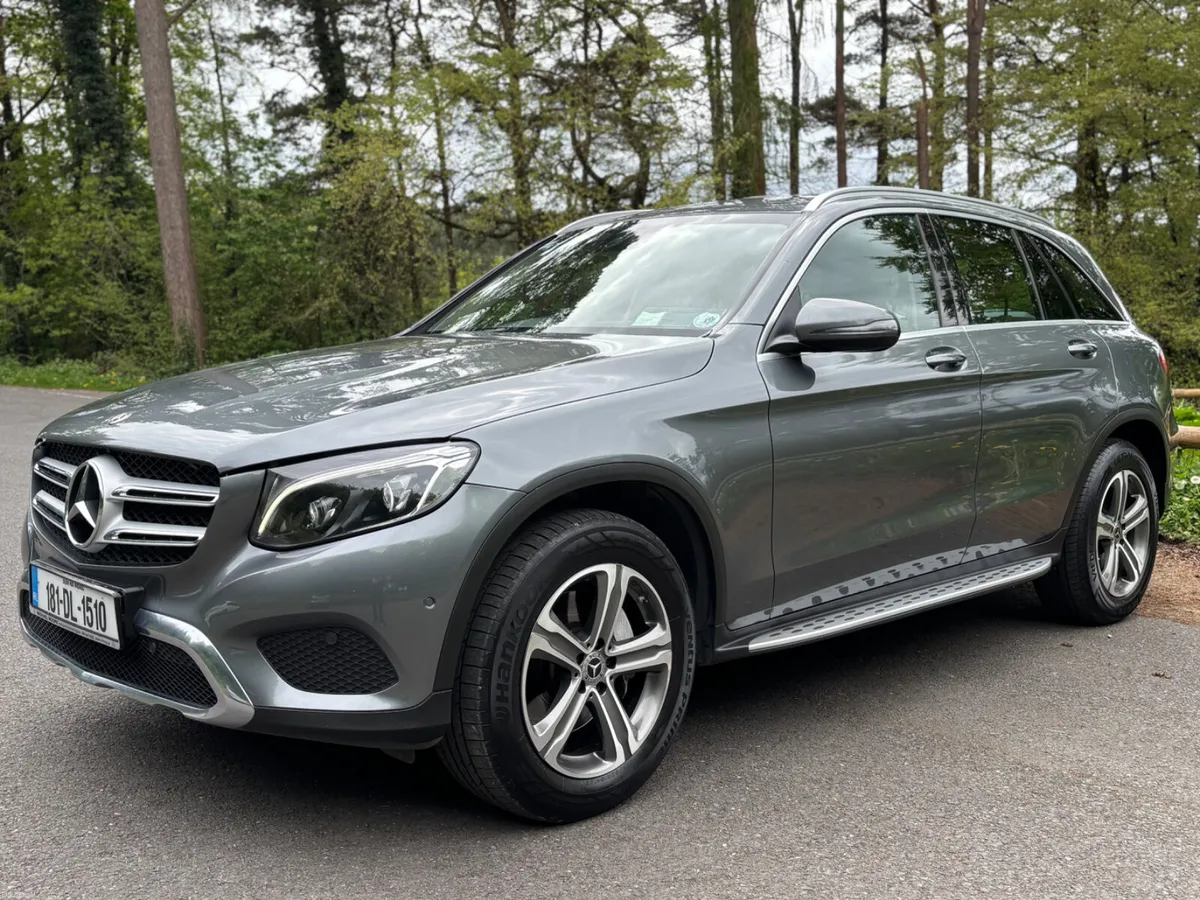 181 Mercedes-Benz GLC 250!! 4 WHEEL DRIVE ⭐️⭐️⭐️ - Image 3