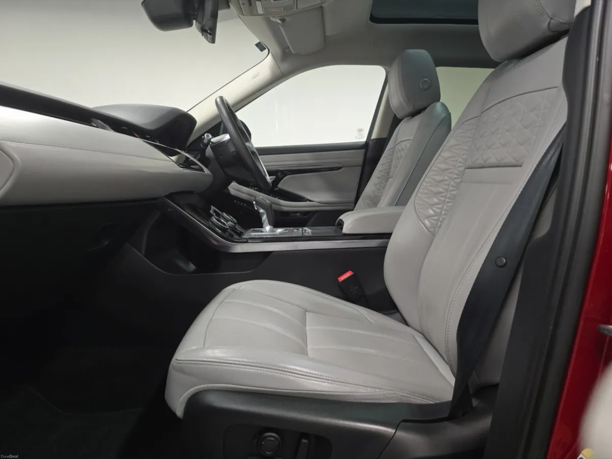 Land Rover Range Rover Evoque Diesel Hatchback HSE - Image 3