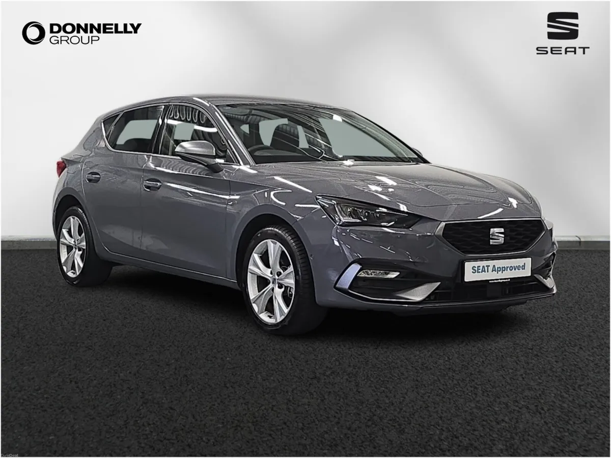 SEAT Leon Hatchback FR - Image 1