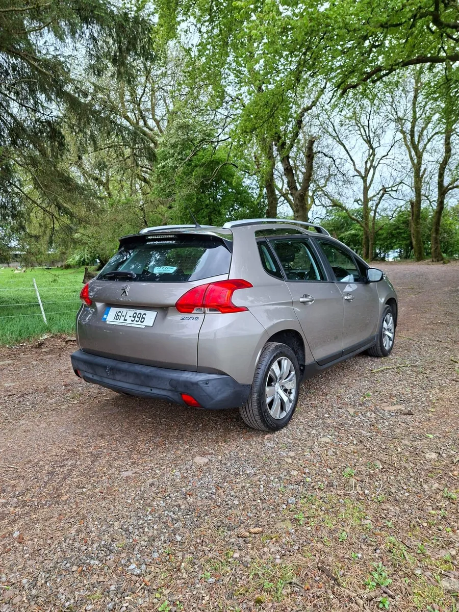 LOW MILEAGE - Image 4