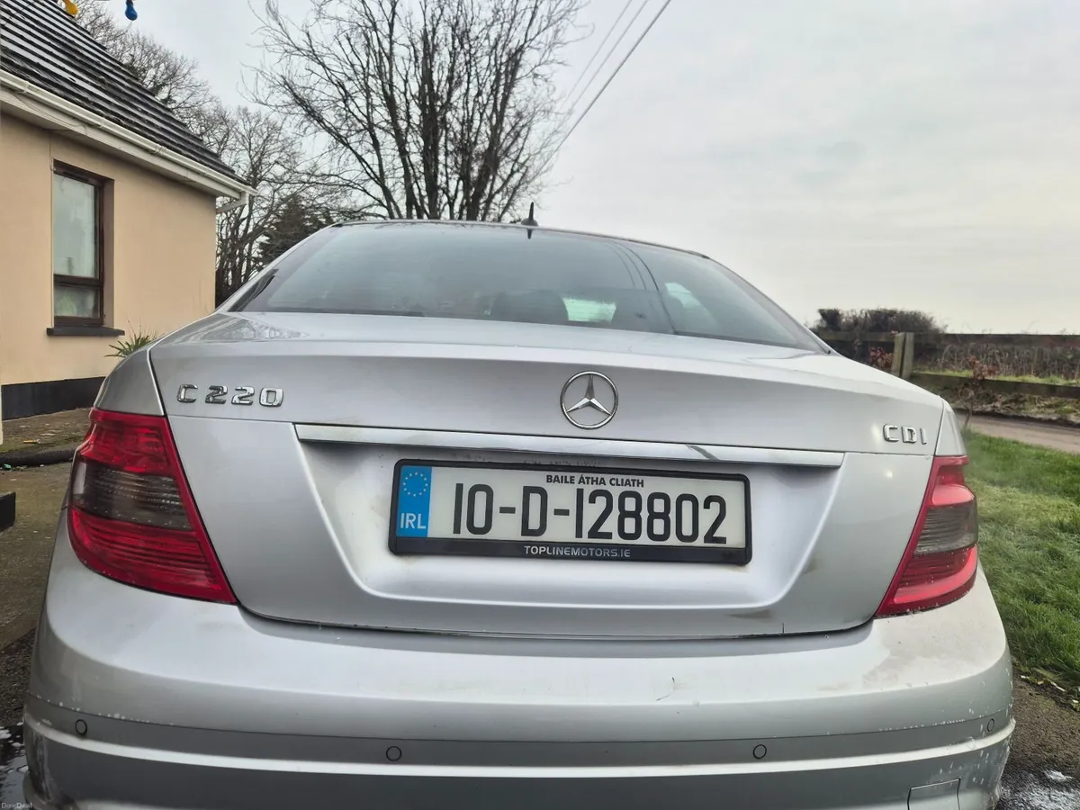 Mercedes-Benz C-Class 2010 - Image 1