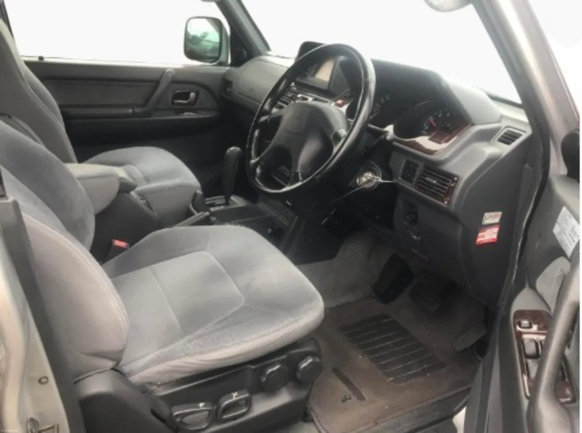 1999 Mitsubishi Pajero Shogun 2.8 TD Auto 7 Seater - Image 5