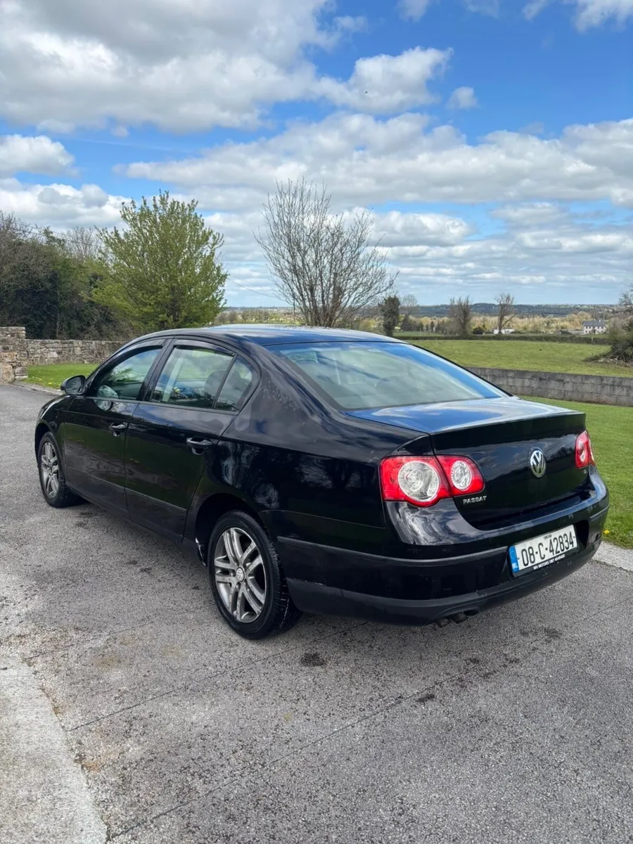 Volkswagen Passat 2008 - Image 3