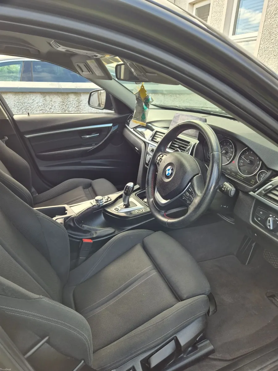 BMW 330e 3 Series – 252BHP – Excellent Condition - Image 2