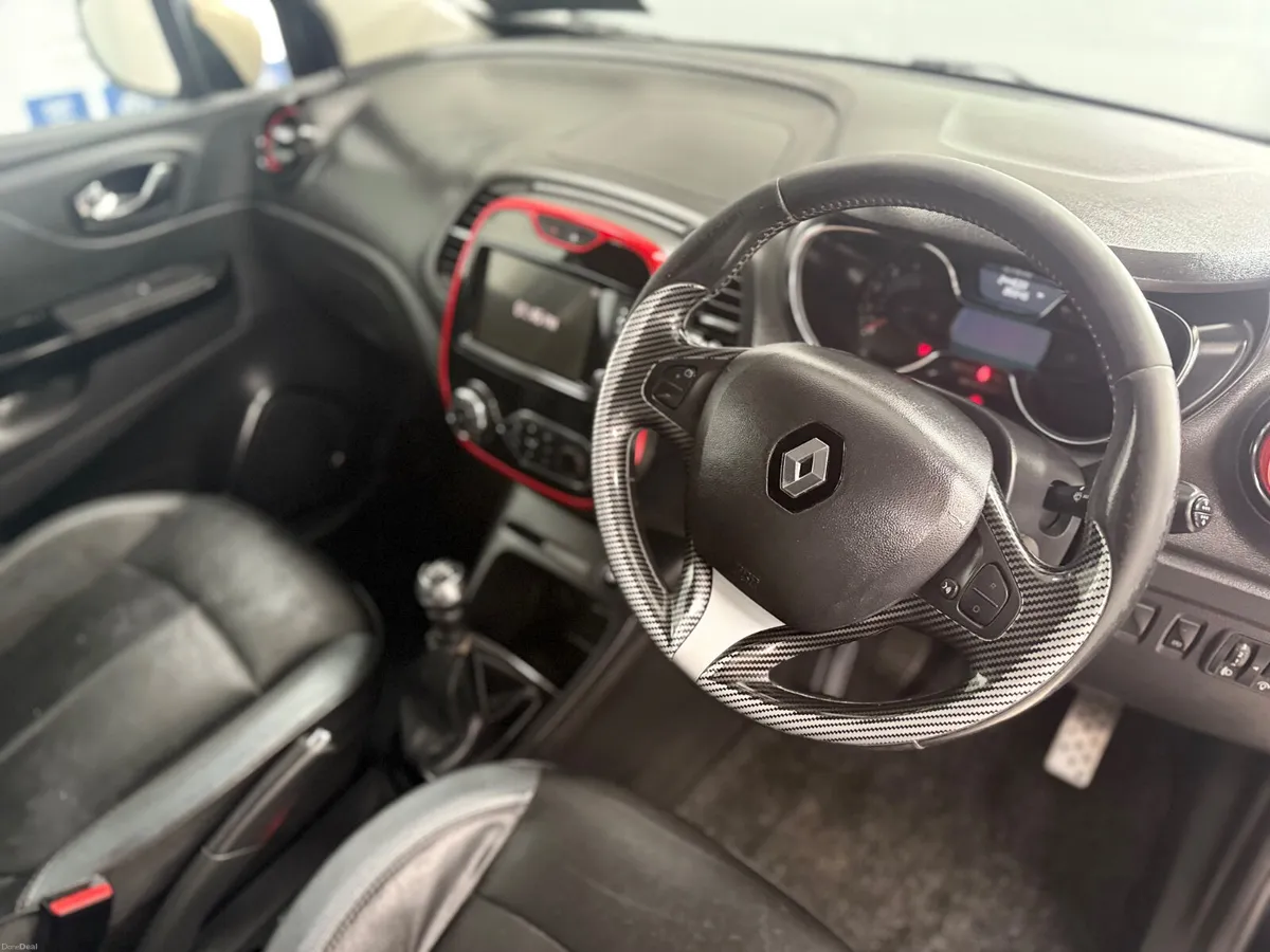 Renault Captur 2017 1.5DCI SIGNATURE - Image 3