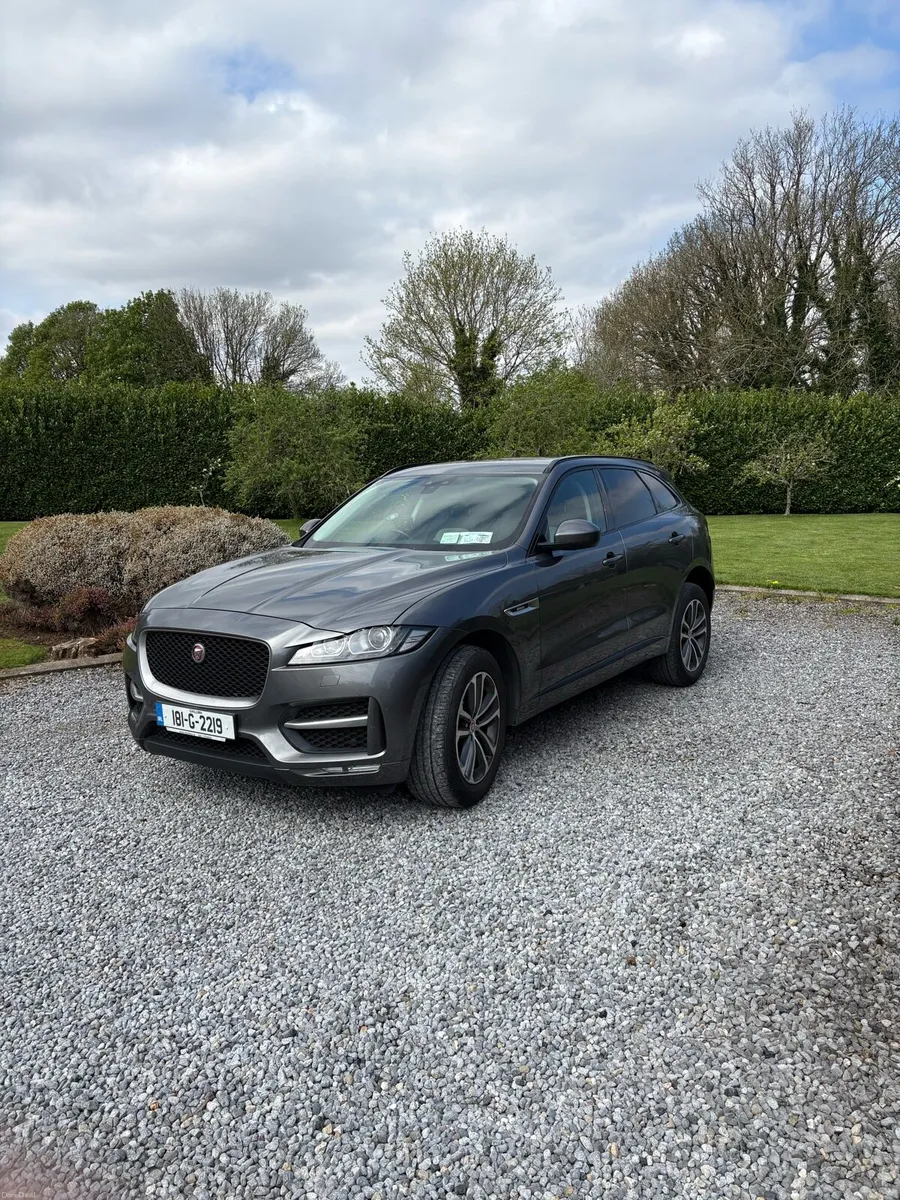 Jaguar F Pace R-Sport - Image 3
