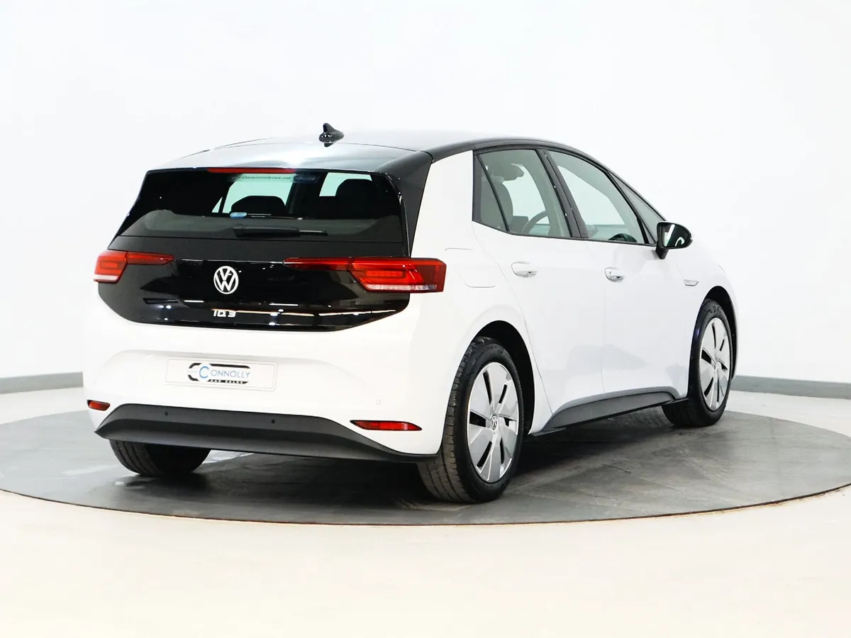 *43* 2023 Volkswagen ID.3 life - Image 4