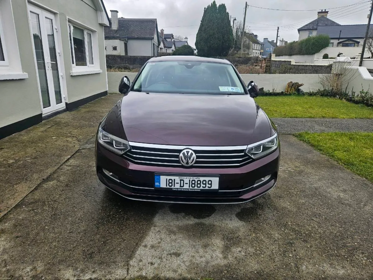 Volkswagen Passat 1.6 Highline - Image 1