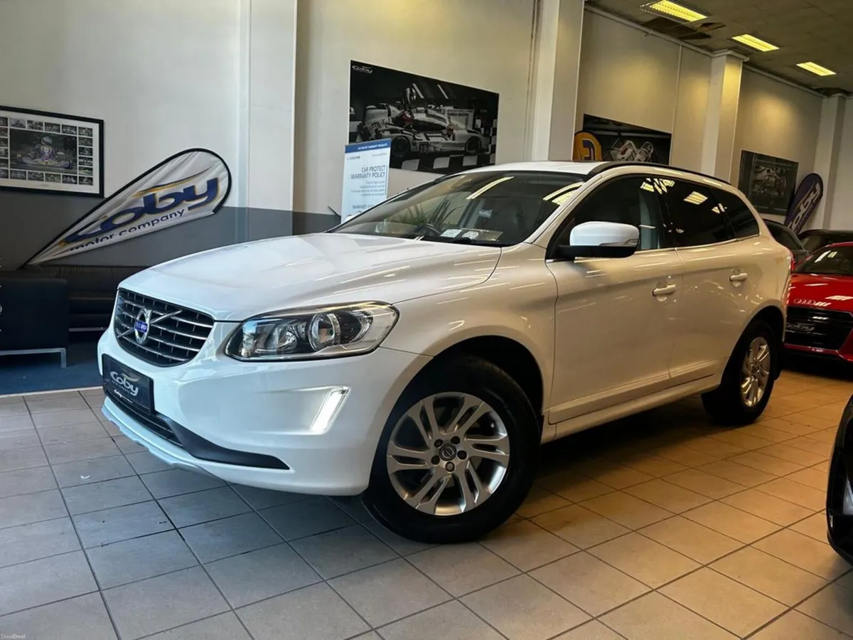 Volvo XC60 5DR 2.0 TD B4 R-DESIGN MANUAL. NCT & TA - Image 4
