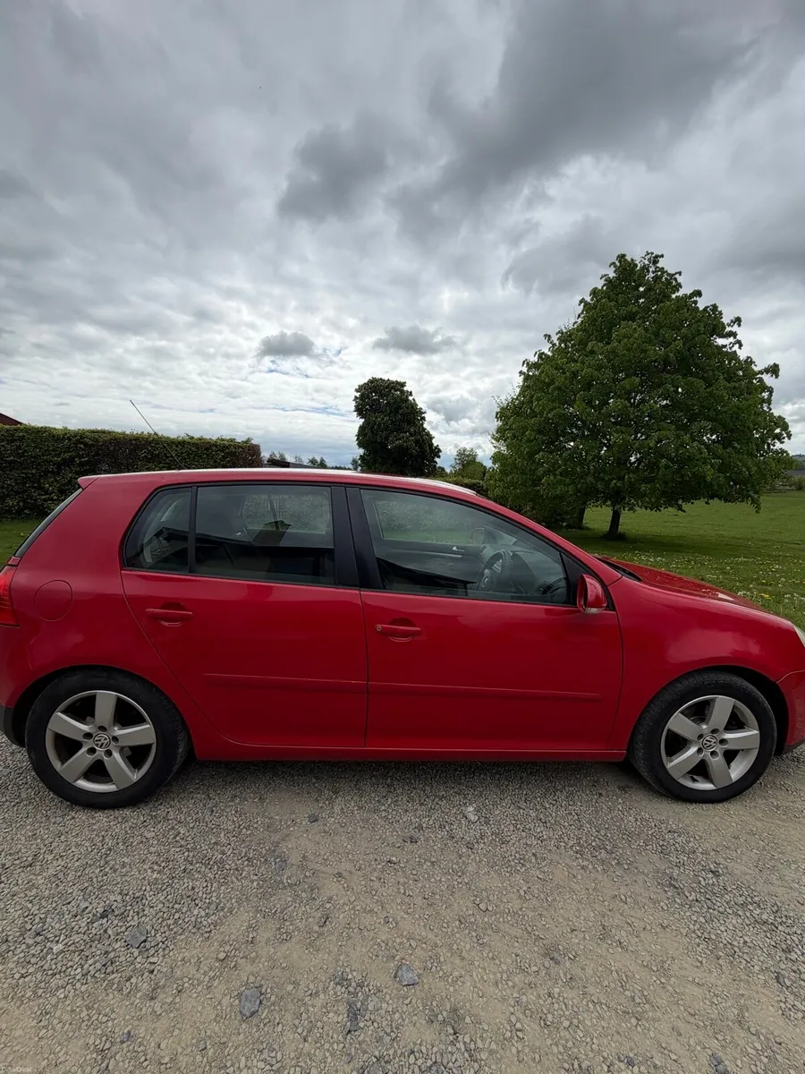 06 Golf 1.4L - Image 1