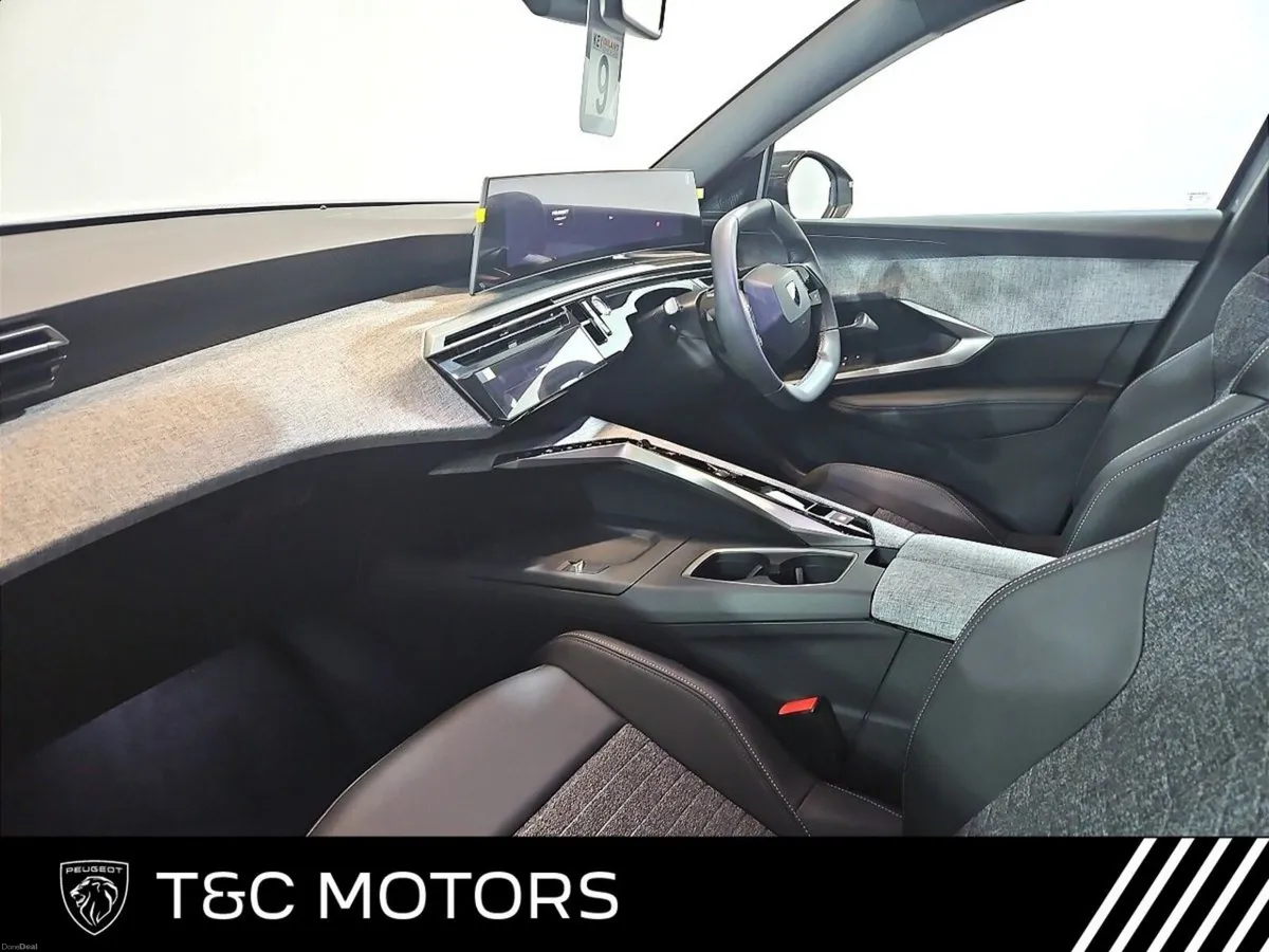 Peugeot 5008 Allure Model - 7 Seater! Reversing Ca - Image 4