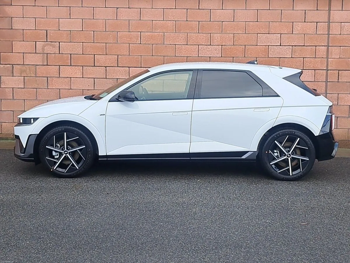Hyundai IONIQ 5 N-Line Model 84 k/W Battery with 5 - Image 3