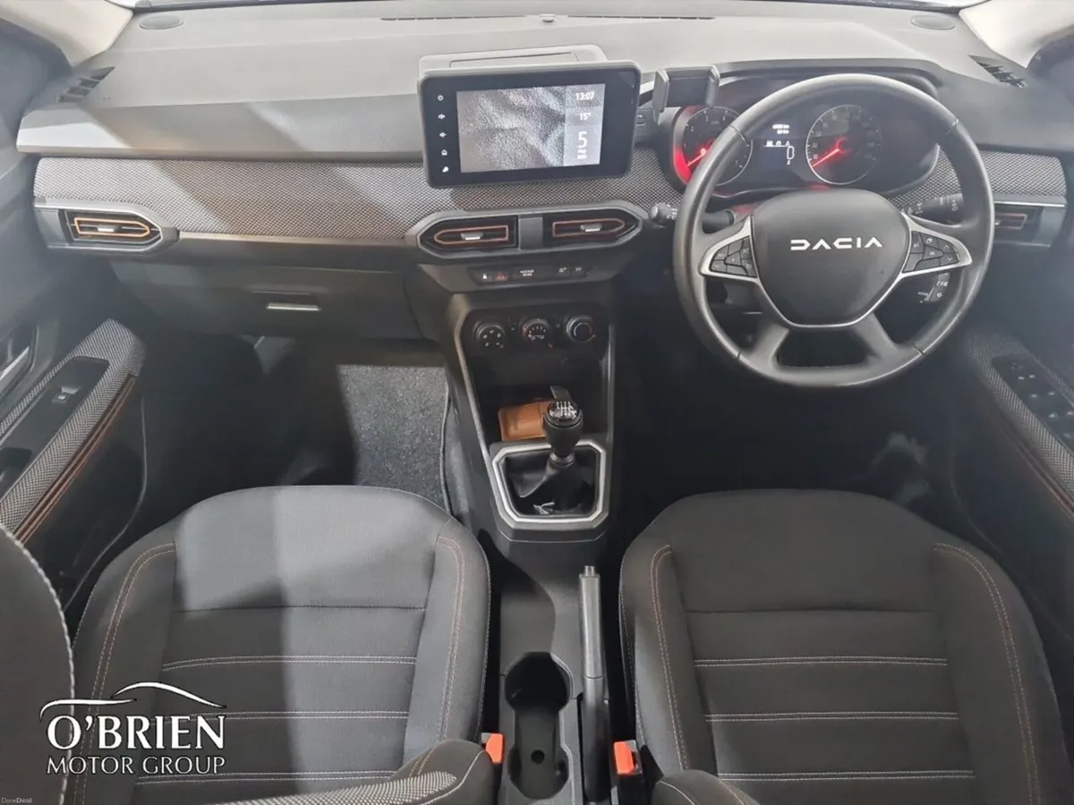 Dacia Sandero Stepway TCe 90 STEPWAY Expression - Image 2
