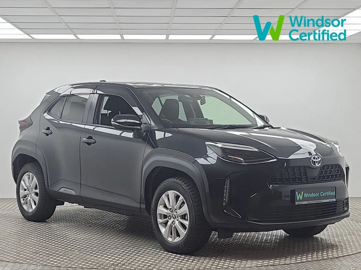 Toyota Yaris Cross HYBRID 1.8 Sport - Image 1