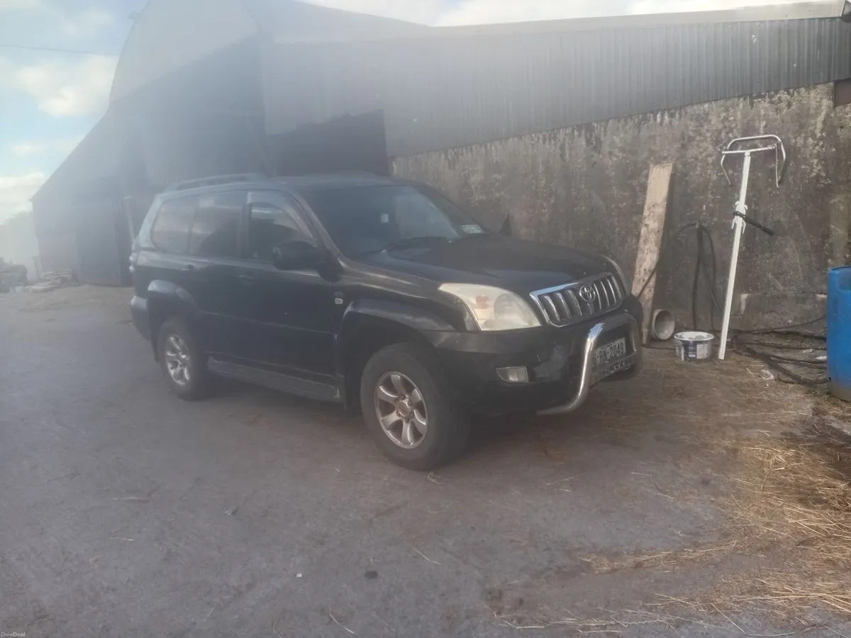 Toyota Land Cruiser 2006 - Image 2