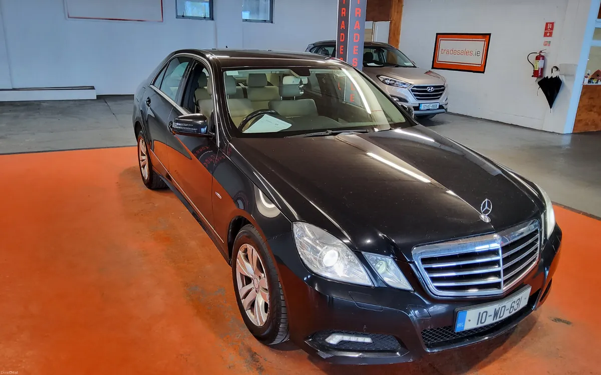 Mercedes-Benz E-Class 2010 - Image 1