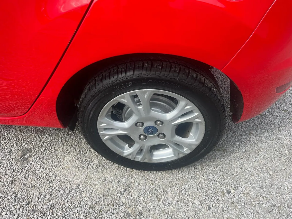 Ford Fiesta 2014 - Image 4