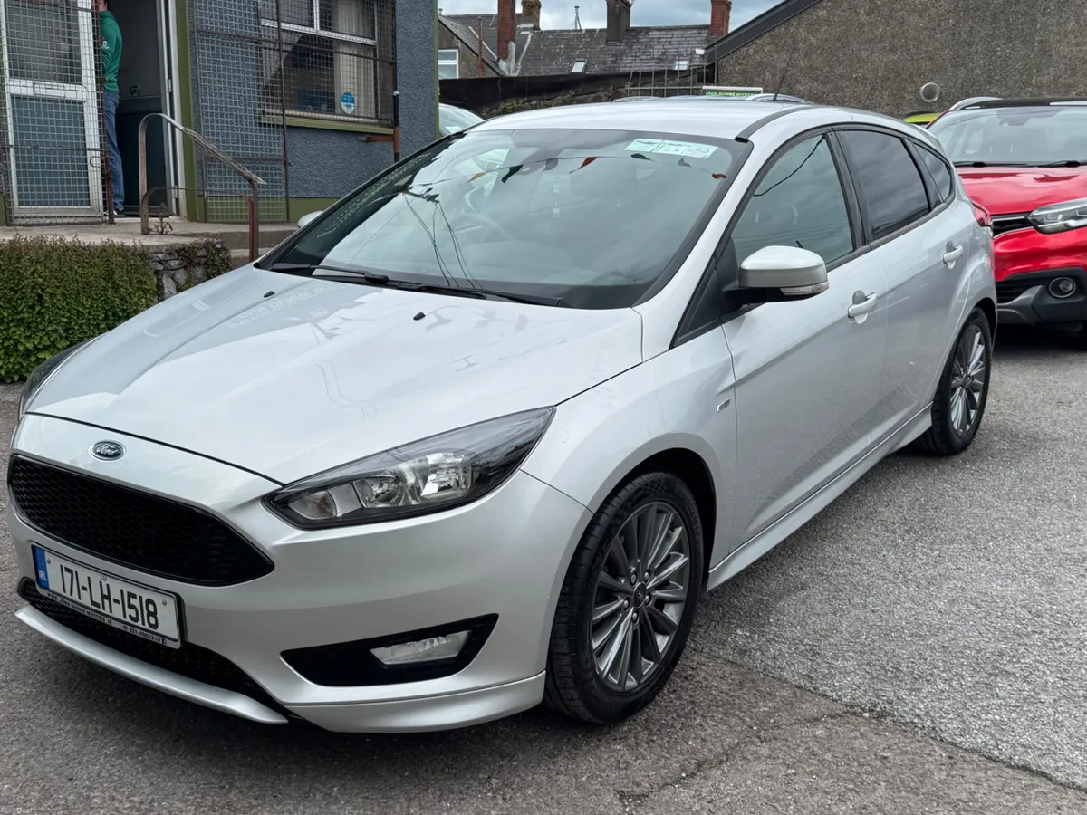 Ford Focus ST-Line only 75000 kms Diesel - Image 2