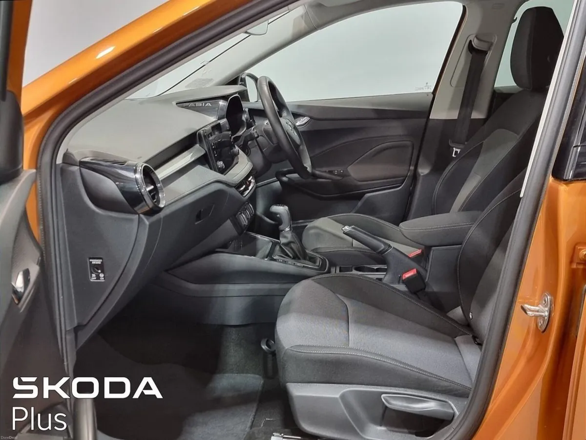 Skoda Fabia ** BEST VALUE ** DSG - AUTO ** SELECTI - Image 4