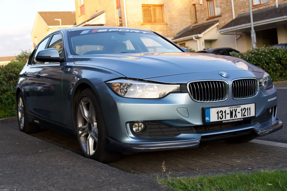 BMW F30 318D – Low Mileage – Excellent Condition - Image 4